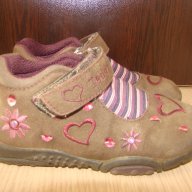 Обувки за момиче Teddy, н. 25 + подарък пантофки, снимка 1 - Детски пантофи - 14317040