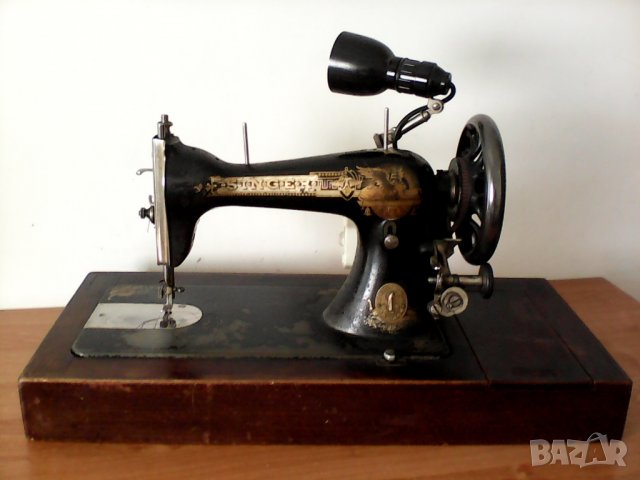 1905 Singer шевна машина, с електрически педал, снимка 5 - Антикварни и старинни предмети - 23035688