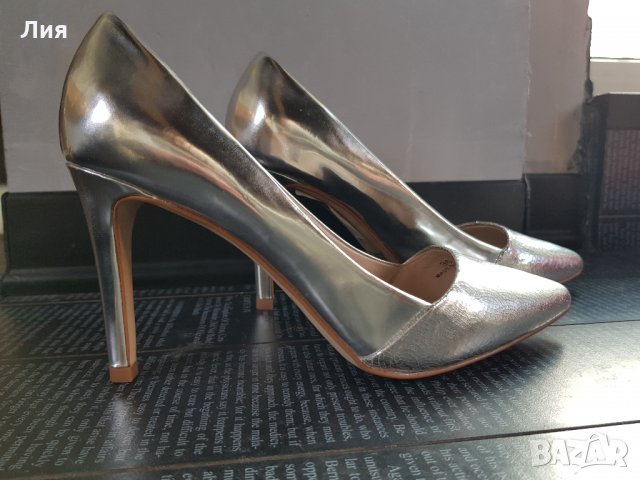 Дамски обувки Just Cavalli естествена кожа36 номер, снимка 2 - Дамски елегантни обувки - 23645516