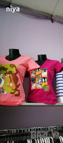 Тениска със анимационните герои на Looney Tunes, снимка 2 - Тениски - 25983067