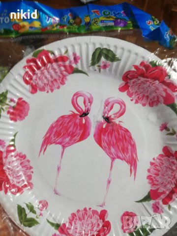 Фламинго 10 бр картонени парти чинии чинийки, снимка 2 - Чинии - 23948628