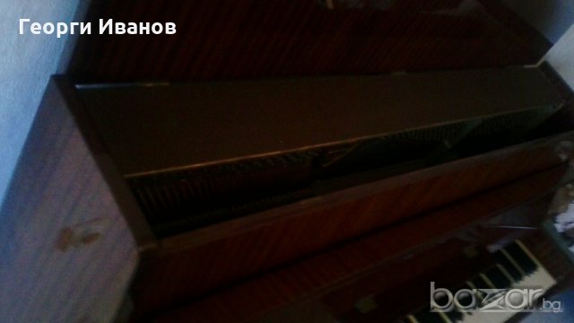 Продавам пиано „Петроф” в перфектно – отлично състояние, снимка 9 - Пиана - 18350529