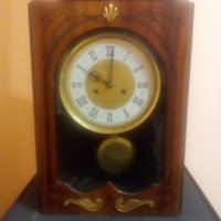 Часовник янтар работещ профил е профилактиран от часовникар, снимка 1 - Антикварни и старинни предмети - 20951973