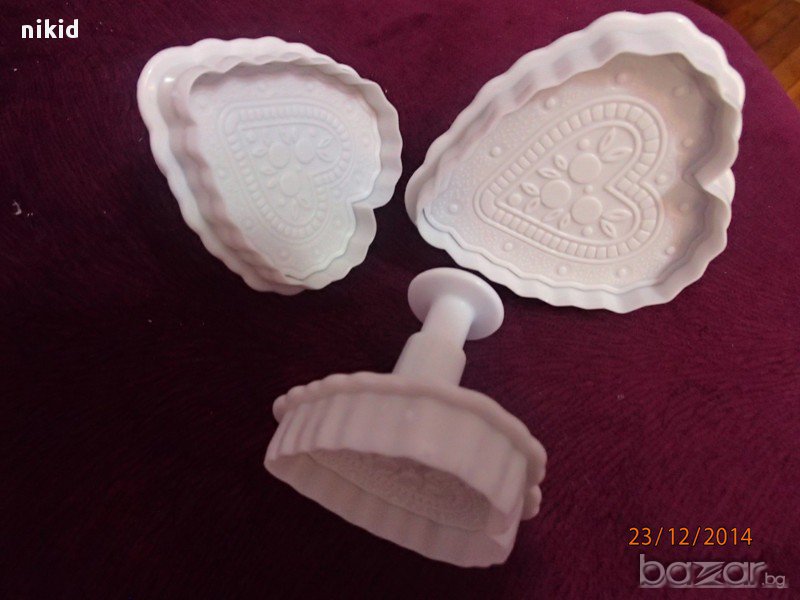 големи сърца сърце щампа пластмасови форми резци форма резец с бутало украса с фондан сладки фондан , снимка 1