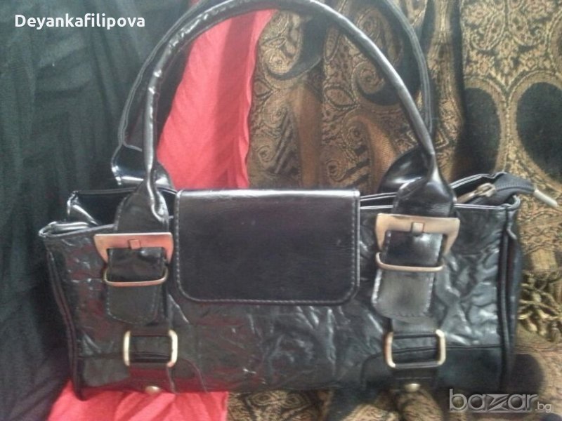 Черна дамска чанта -релефна и гладка кожа., снимка 1