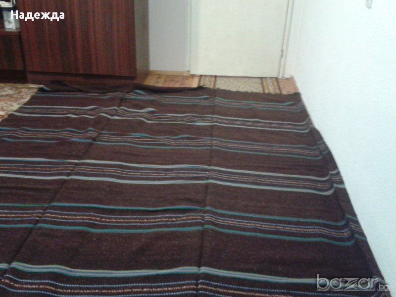 Ръчно тъкан килим от вълна, снимка 1
