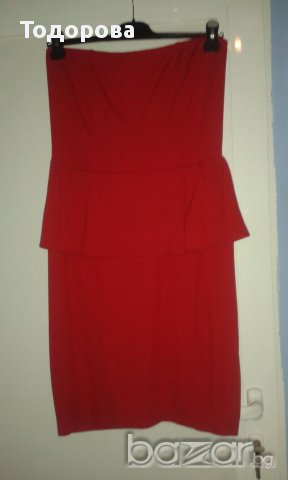 Червена рокля MANGO от плътно трико.