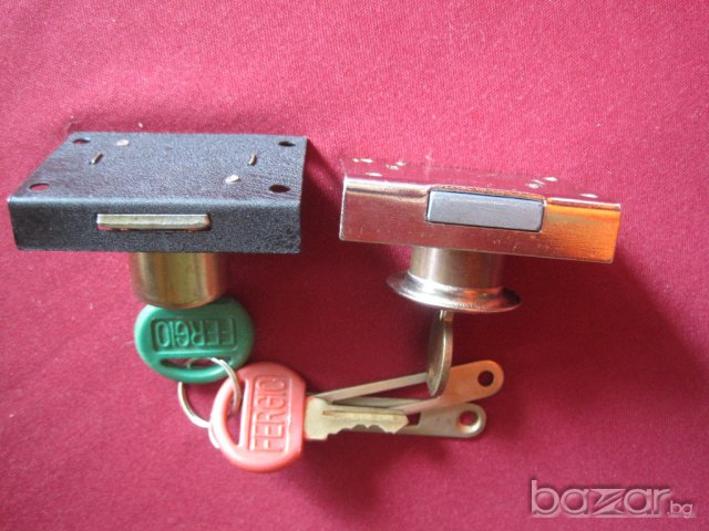 Ключалки с ключове за вратичка на шкаф, чекмедже, пощенска кутия, 4,5 и 5 см., снимка 3 - Други - 16570524