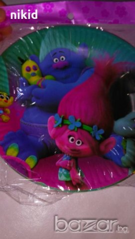 Trolls / Тролчета Тролчетата 10 бр парти чинии чиний, снимка 2 - Чинии - 20644844