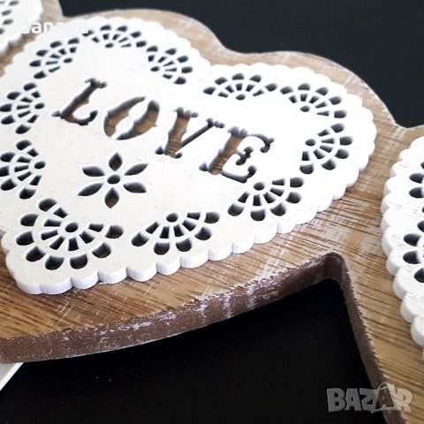 Декоративна дървена закачалка 3 сърца с надпис Love стенна закачалка, снимка 3 - Закачалки - 24910315