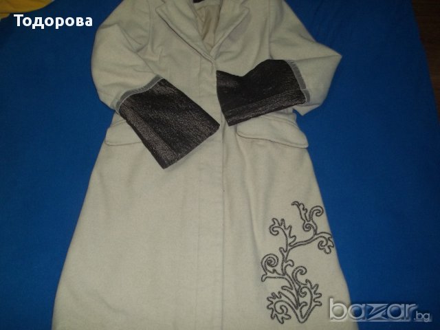 Луксозно дамско палто № М , снимка 7 - Палта, манта - 16827614