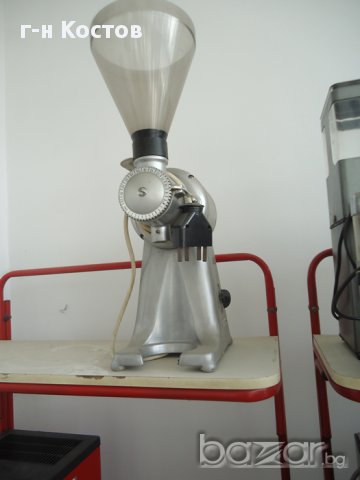 1.Кафемелачка втора употреба за Магазин за кафе професионална произход Италия и Германия Цени от 250, снимка 4 - Кафе машини - 11550967