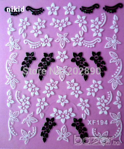 XF194 бели черни цветчета самозалепващи лепенки ваденки за нокти, снимка 1 - Продукти за маникюр - 17262171