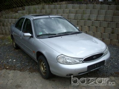 Продавам на части два броя Форд Мондео 2000 куб-131 коня и 2500 бензин / Ford Mondeo , снимка 5 - Автомобили и джипове - 6987128