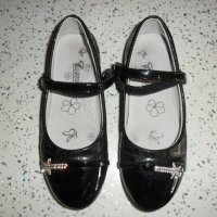 33 номер черни обувки, снимка 1 - Детски обувки - 25349950