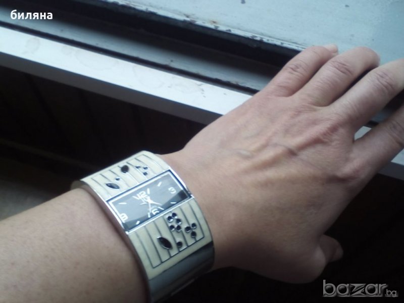 Часовник- гривна, снимка 1