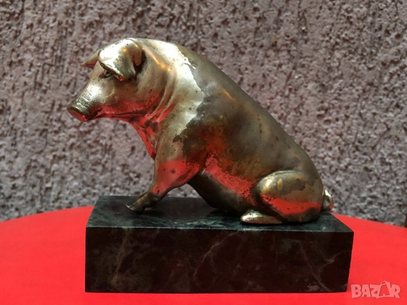 Бронзова статуетка на прасе, снимка 1