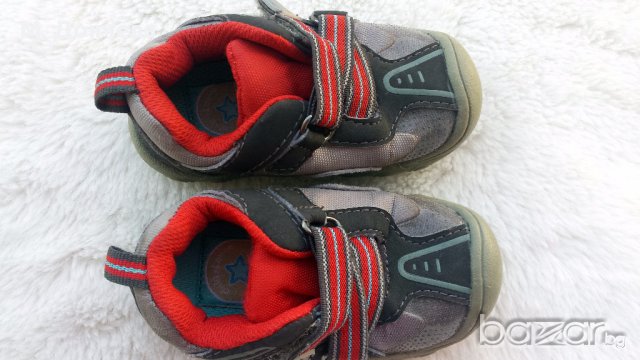 Обувки carter*s №20, снимка 2 - Детски маратонки - 15629205