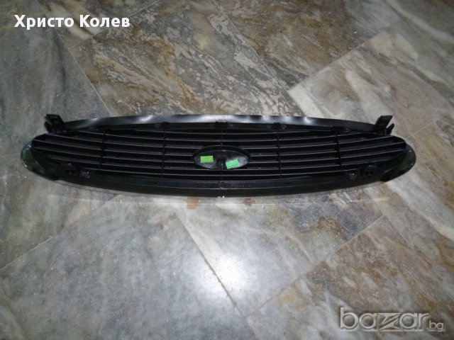 Решетка Ford Mondeo 96-00г. 5694540, снимка 2 - Части - 11681172