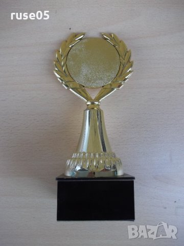 Купа "THREE HILLS CUP 2012 WORLD RANKING EVENT WOMEN 21 E", снимка 5 - Други ценни предмети - 21748226