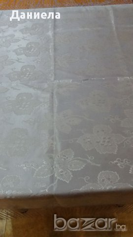 Покривка с красиви елементи, снимка 3 - Покривки за маси - 17128909