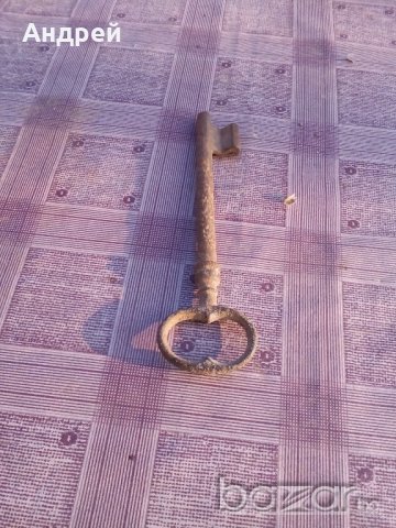 Старинен ключ, снимка 4 - Антикварни и старинни предмети - 19495696