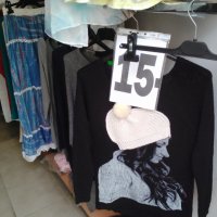 РАЗПРОДАЖБА на дамска конфекция и оборудване за магазин, снимка 7 - Блузи с дълъг ръкав и пуловери - 25568197