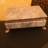 Мраморна кутия, снимка 3 - Подаръци и сувенири - 18697012