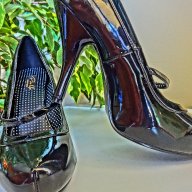 Нови маркови обувки с висок ток, снимка 4 - Дамски обувки на ток - 18336235