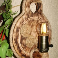 Уникална, ръчно изработена дървена битова стенна лампа Гайтан за механа в битов/винтидж стил, снимка 3 - Лампи за стена - 22108824