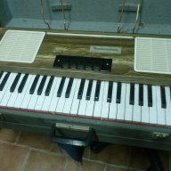 Продавам елекрически акордеон „Harmonna” - 5 регистъра, снимка 3 - Синтезатори - 16374016
