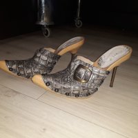 Елегантни дамски кожени чехли с ток марка Daris - имитация на сабо , с тънък железен ток, снимка 2 - Дамски обувки на ток - 23793783