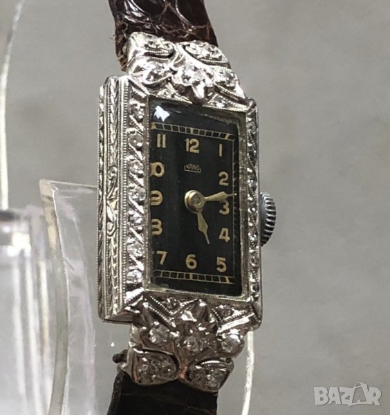 Платина с диаманти изящен дамски часовник, снимка 1