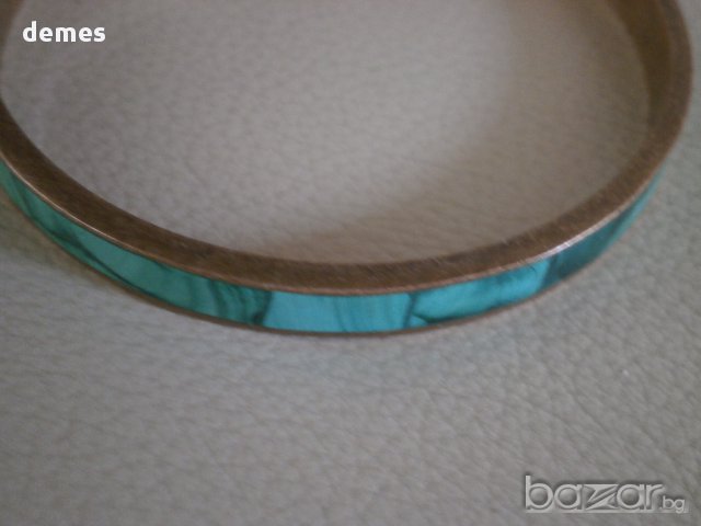 Гривна от малахит и месинг, нова , снимка 6 - Гривни - 16787614