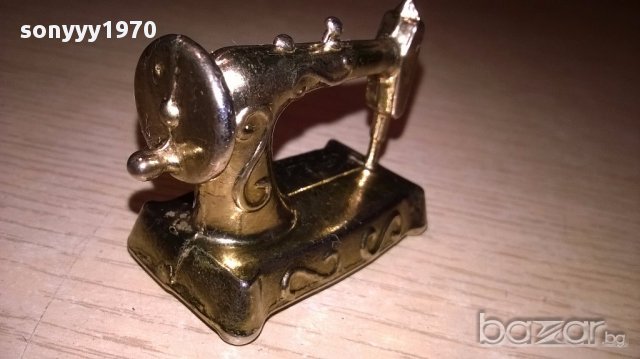 Мини ретро колекция-шевна машина-5х4х2.5см-внос швеицария, снимка 11 - Антикварни и старинни предмети - 17492312