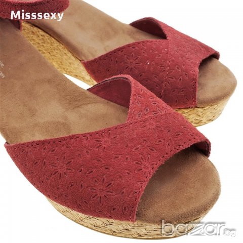 ПРОМО 🍊 TOMS 36 и 37 номер 🍊 Дамски сандали от ест. велур с 3/6 см платформа нови с кутия, снимка 3 - Сандали - 18444481