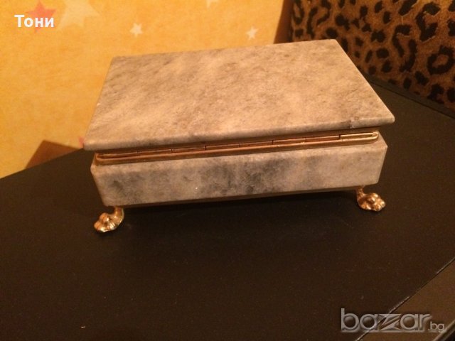 Мраморна кутия, снимка 3 - Подаръци и сувенири - 18697012