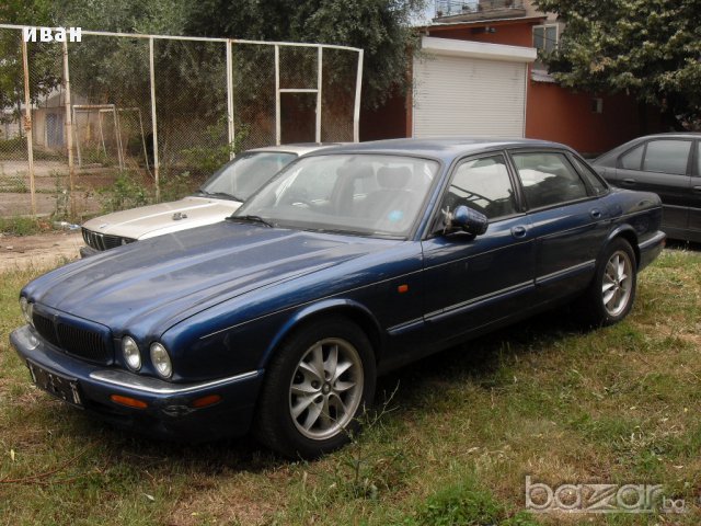 Продавам Ягуар / Jaguar XJ8 3200 V8 на части или цял, снимка 2 - Автомобили и джипове - 15065872
