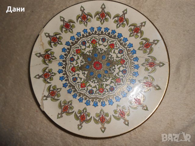 Рядка ръчно рисувана чиния за стена  1964 г Турция , снимка 2 - Антикварни и старинни предмети - 23347583