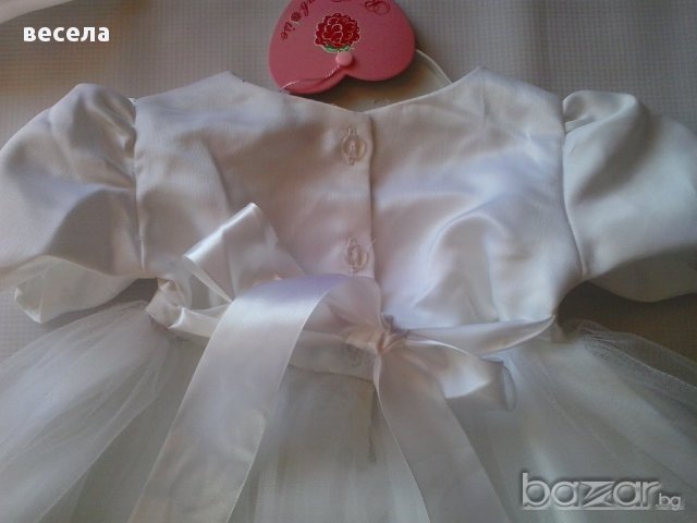 Бяла Детска рокля с къс ръкав , пола с тюл и шапка , официална, цвят-бял, снимка 3 - Бебешки рокли - 11522020