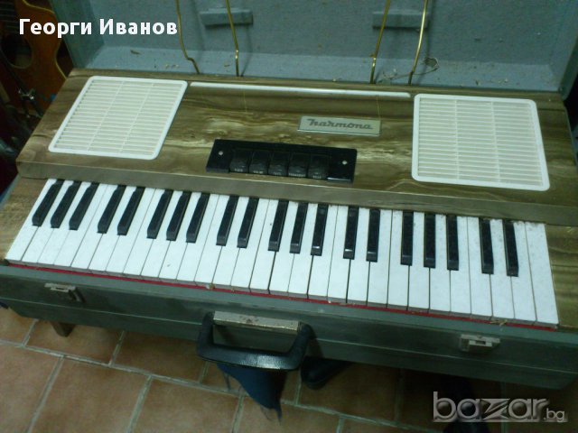 Продавам елекрически акордеон „Harmonna” - 5 регистъра, снимка 3 - Синтезатори - 16374016