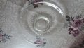 Голяма плитка чиния от закалено стъкло, снимка 1 - Чинии - 17470282