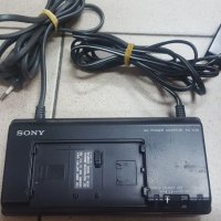 Комбинирано зарядно за видеокамера SONY, снимка 1 - Камери - 25311504