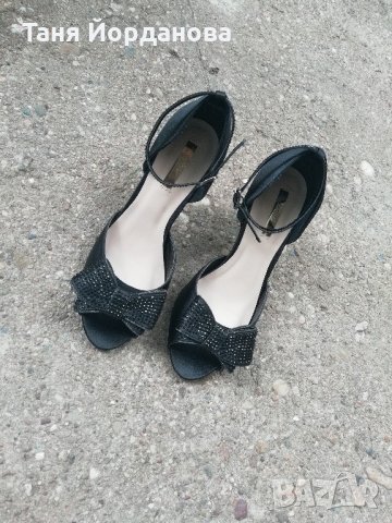 Чисто нови обувки с панделка  , снимка 3 - Дамски обувки на ток - 21969335