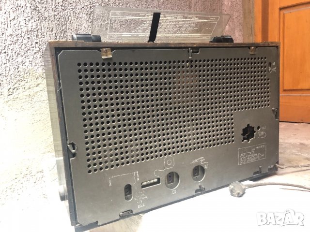Старо радио Philips EROIKA 72W 925 Х !!!, снимка 5 - Антикварни и старинни предмети - 26016695