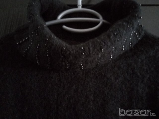 пухкав  черен  пуловер, снимка 2 - Блузи с дълъг ръкав и пуловери - 17128070