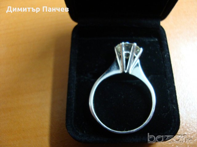 Дамски пръстен с диамант, снимка 3 - Пръстени - 20275665