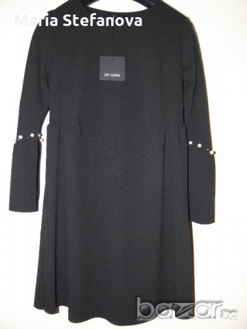 Елегантна Италианска черна рокля с перли, снимка 2 - Рокли - 20399342