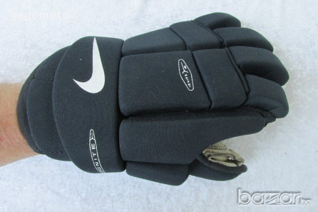 Nike original Ignite 4 Ice Hockey Gloves, GOGOMOTO.BAZAR.BG®,ТРОФЕЙНА РЪКАВИЦА ЗА ХОКЕЙ НА ЛЕД, снимка 4 - Зимни спортове - 18624824