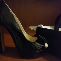 Елегантни черни лачени обувки, снимка 6 - Дамски обувки на ток - 10781932